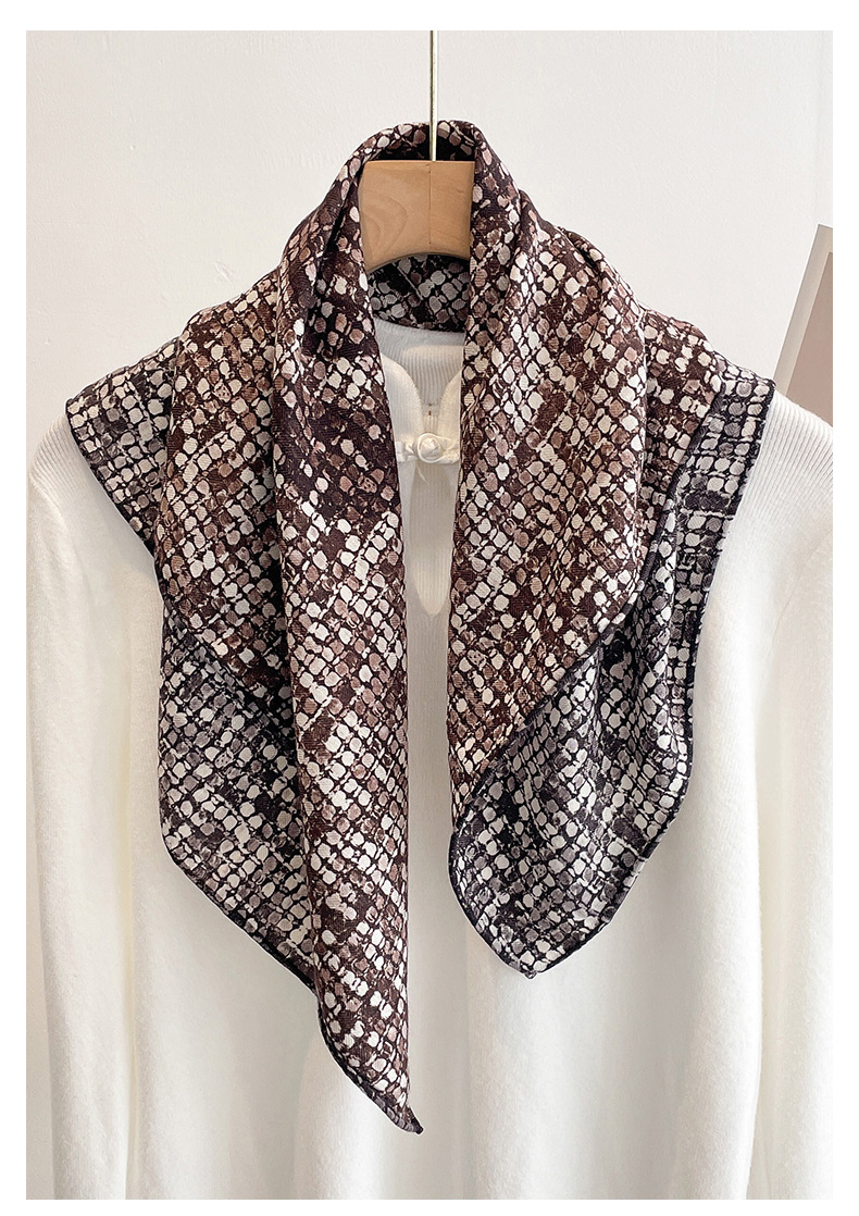 Scarf Silk Square - Szaliki damskie wiosenne w stylu vintage,