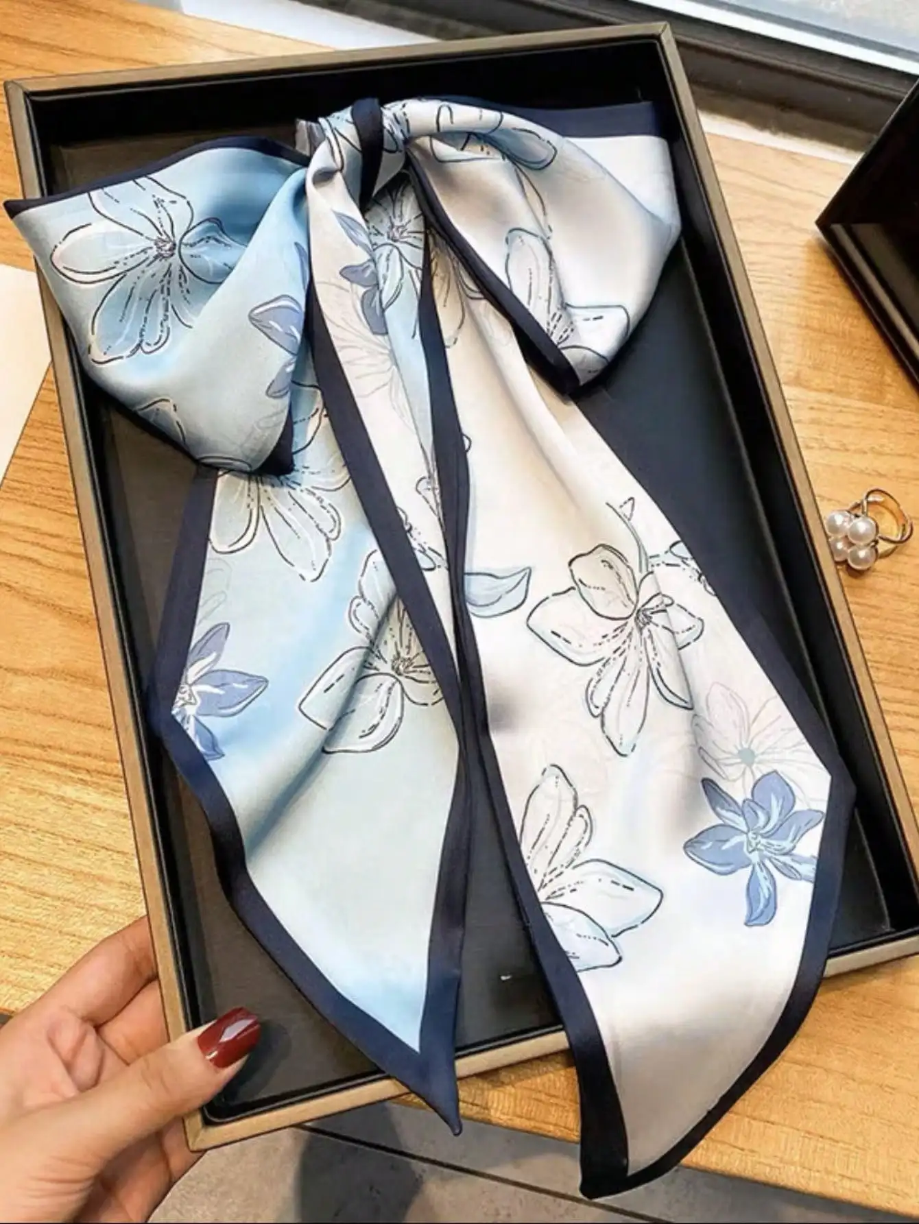 Damski wiosenny/letni codzienn – Scarf Silk Square recenzja i cena